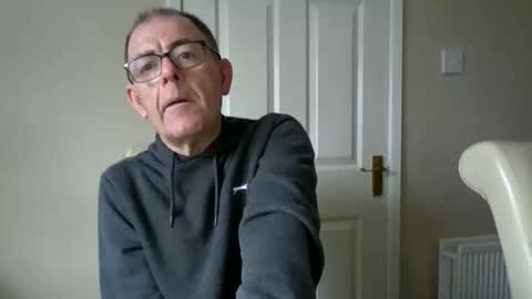 inthemood63 online show from 10-13-25, 04:07