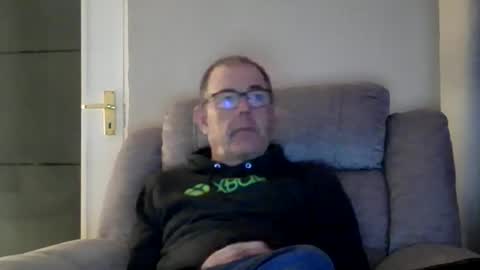 inthemood63 online show from 10-16-25, 07:26