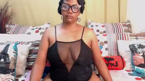 Snapshot of intimacysexy chatting on 06-16-26, 05:10 boniswa caroline online show from 06-16-26, 05:10