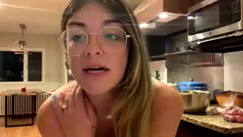 IntoTheWoodsWeGo online show from 10-11-25, 09:46