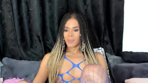 Snapshot of irenephill chatting on 03-04-25, 08:49 Irene Aguirre online show from 03-04-25, 08:49