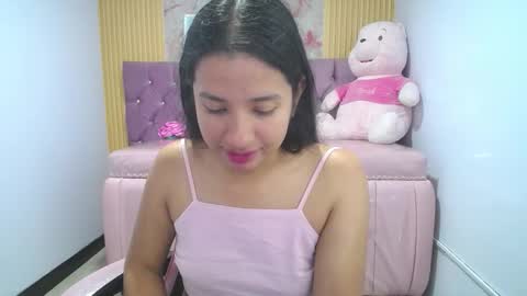 Snapshot of irina_evans_s1 chatting on 09-09-25, 05:01 Irina online show from 09-09-25, 05:01
