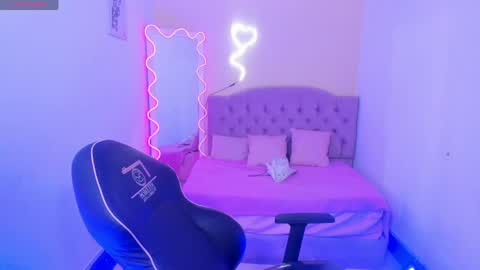 IRINA online show from 05-11-26, 04:18