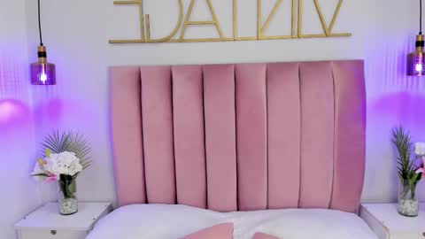 Snapshot of irinasilver chatting on 10-11-25, 08:29 Irina Silver cami online show from 10-11-25, 08:29