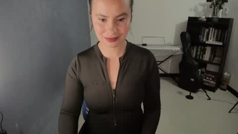 Snapshot of irinastephann chatting on 07-09-26, 02:04 irina online show from 07-09-26, 02:04