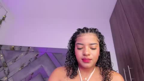Snapshot of iris_hott1 chatting on 12-30-24, 01:15 iris online show from 12-30-24, 01:15