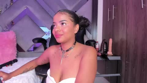 Snapshot of iris_hott1 chatting on 01-18-25, 03:53 iris online show from 01-18-25, 03:53