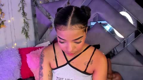 Snapshot of iris_hott1 chatting on 02-27-25, 01:48 iris online show from 02-27-25, 01:48