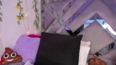Snapshot of iris_hott1 chatting on 03-03-25, 02:58 iris online show from 03-03-25, 02:58