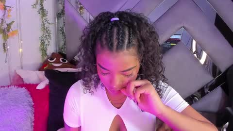 Snapshot of iris_hott1 chatting on 03-11-25, 07:58 iris online show from 03-11-25, 07:58