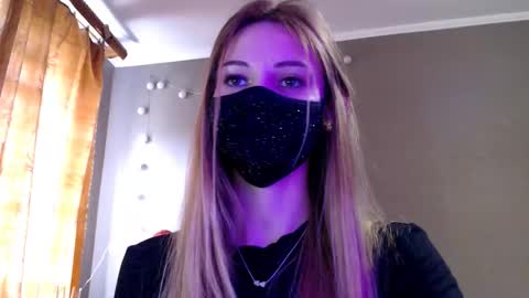 Lily online show from 03-08-26, 02:32