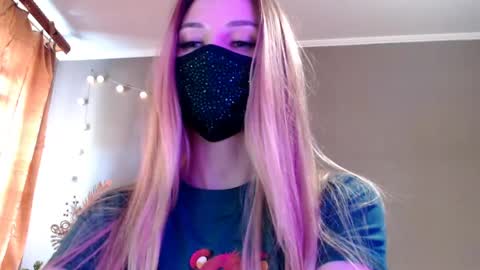 Lily online show from 05-04-26, 02:24