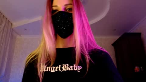 Lily online show from 06-07-26, 08:56