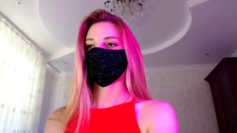 Snapshot of iris_lave chatting on 06-22-26, 05:10 Lily online show from 06-22-26, 05:10