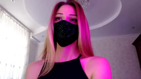 Snapshot of iris_lave chatting on 07-15-26, 03:06 Lily online show from 07-15-26, 03:06