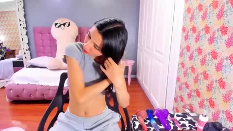 Snapshot of iris_stone_ chatting on 03-04-25, 04:41 Iris online show from 03-04-25, 04:41