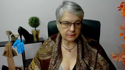 I R I S online show from 01-10-25, 10:50
