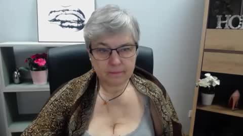 I R I S online show from 01-17-25, 10:11