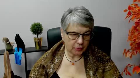 I R I S online show from 01-23-25, 11:04