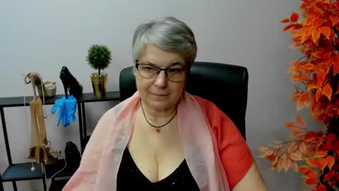 I R I S online show from 01-31-25, 10:31