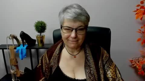 I R I S online show from 02-26-25, 08:59