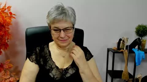 I R I S online show from 10-31-25, 07:20
