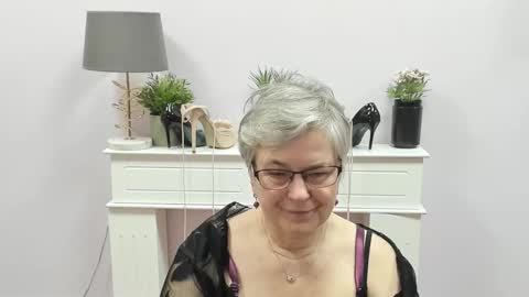 I R I S online show from 01-14-26, 07:03
