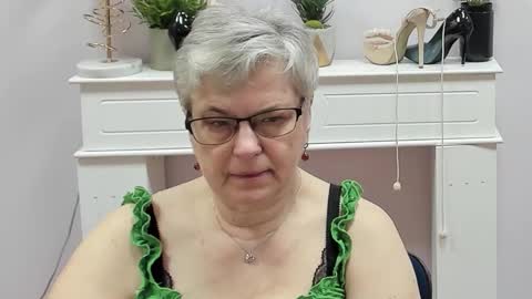 I R I S online show from 03-12-26, 07:25