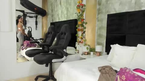 Iris Fit online show from 01-28-25, 02:21