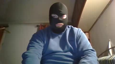 Snapshot of irishadz chatting on 11-20-25, 02:45 irishadz online show from 11-20-25, 02:45