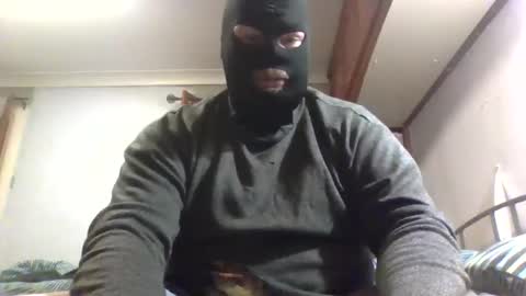 Snapshot of irishadz chatting on 01-11-26, 08:03 irishadz online show from 01-11-26, 08:03