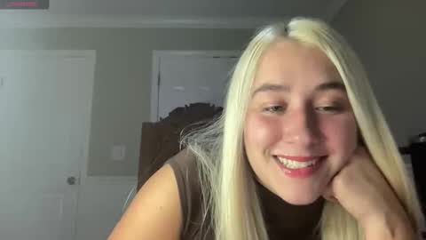 Irispink1 online show from 10-19-25, 11:05