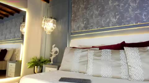    online show from 03-22-26, 03:43