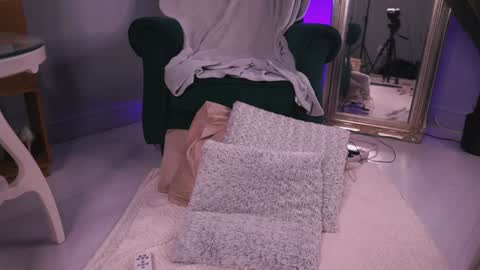 Maria online show from 12-23-24, 03:29