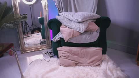 Maria online show from 01-06-25, 03:20