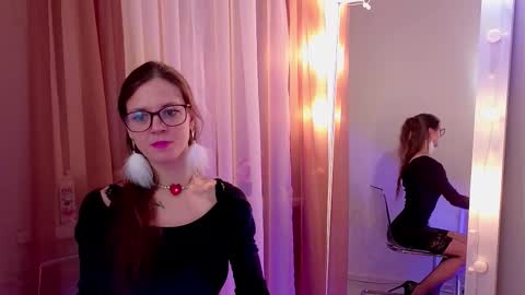 Im your queen Iriss online show from 01-27-25, 09:33