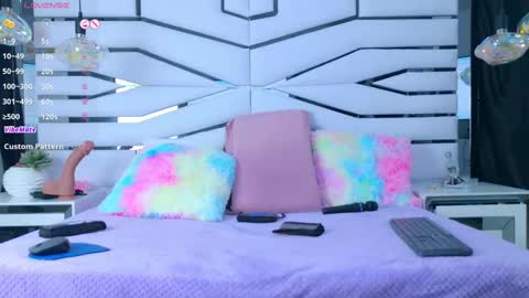 Snapshot of irissross chatting on 03-12-25, 11:20 Iris online show from 03-12-25, 11:20