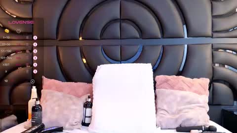 Snapshot of irissross chatting on 01-14-26, 11:49 Iris online show from 01-14-26, 11:49