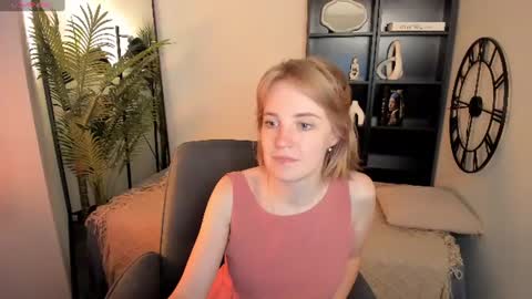 Snapshot of irmaronn chatting on 07-08-26, 10:31 Irma online show from 07-08-26, 10:31