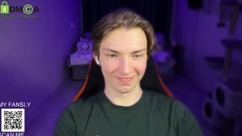 Snapshot of iron__chapman chatting on 12-11-24, 08:28 Iron online show from 12-11-24, 08:28