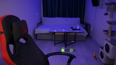 Snapshot of iron__chapman chatting on 01-12-25, 09:19 Iron online show from 01-12-25, 09:19