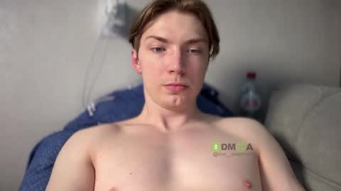 Snapshot of iron__chapman chatting on 02-08-25, 11:13 Iron online show from 02-08-25, 11:13