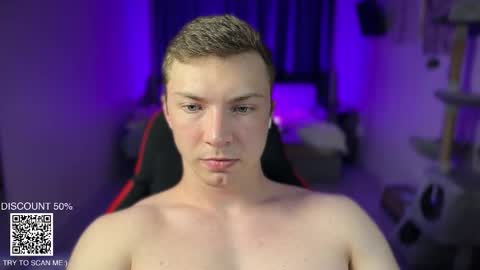 Snapshot of iron__chapman chatting on 11-12-25, 10:30 Iron online show from 11-12-25, 10:30