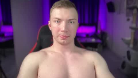 Snapshot of iron__chapman chatting on 02-25-26, 09:35 Iron online show from 02-25-26, 09:35