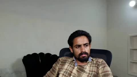 Naveed online show from 06-23-26, 07:56