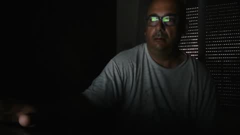 Snapshot of ironkokkk chatting on 09-17-25, 03:52 Ironkokkk online show from 09-17-25, 03:52