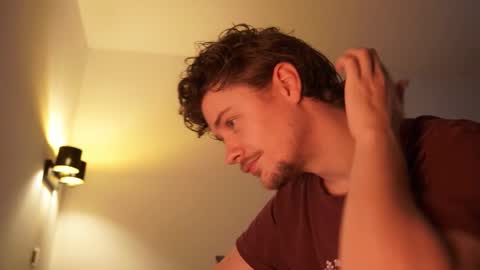 Snapshot of ironthud chatting on 12-15-25, 09:41 Sam online show from 12-15-25, 09:41