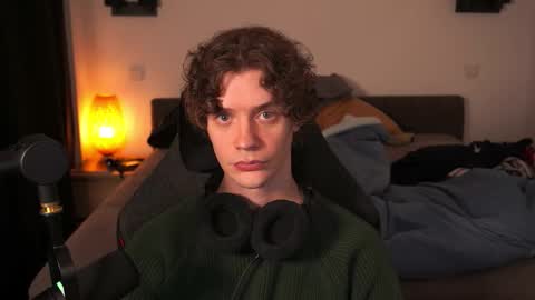 Snapshot of ironthud chatting on 02-26-26, 09:36 Sam online show from 02-26-26, 09:36