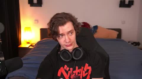 Snapshot of ironthud chatting on 02-28-26, 09:16 Sam online show from 02-28-26, 09:16