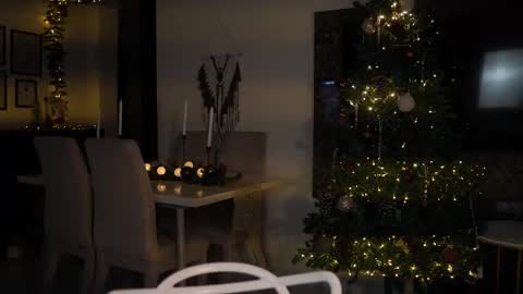 Snapshot of isa_____ chatting on 12-03-25, 12:51 isa_____ online show from 12-03-25, 12:51